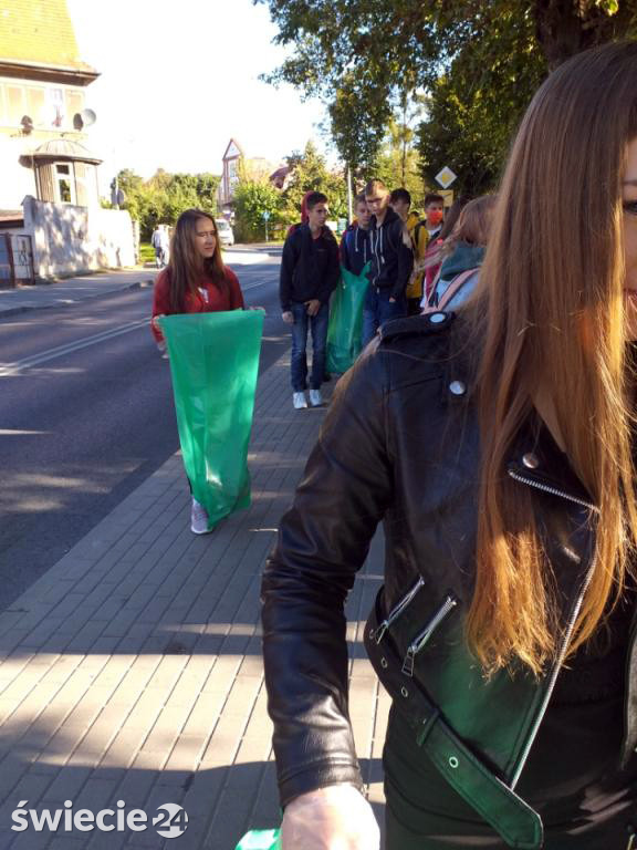 Uczniowie ZSP na akcji Sprzątanie świata