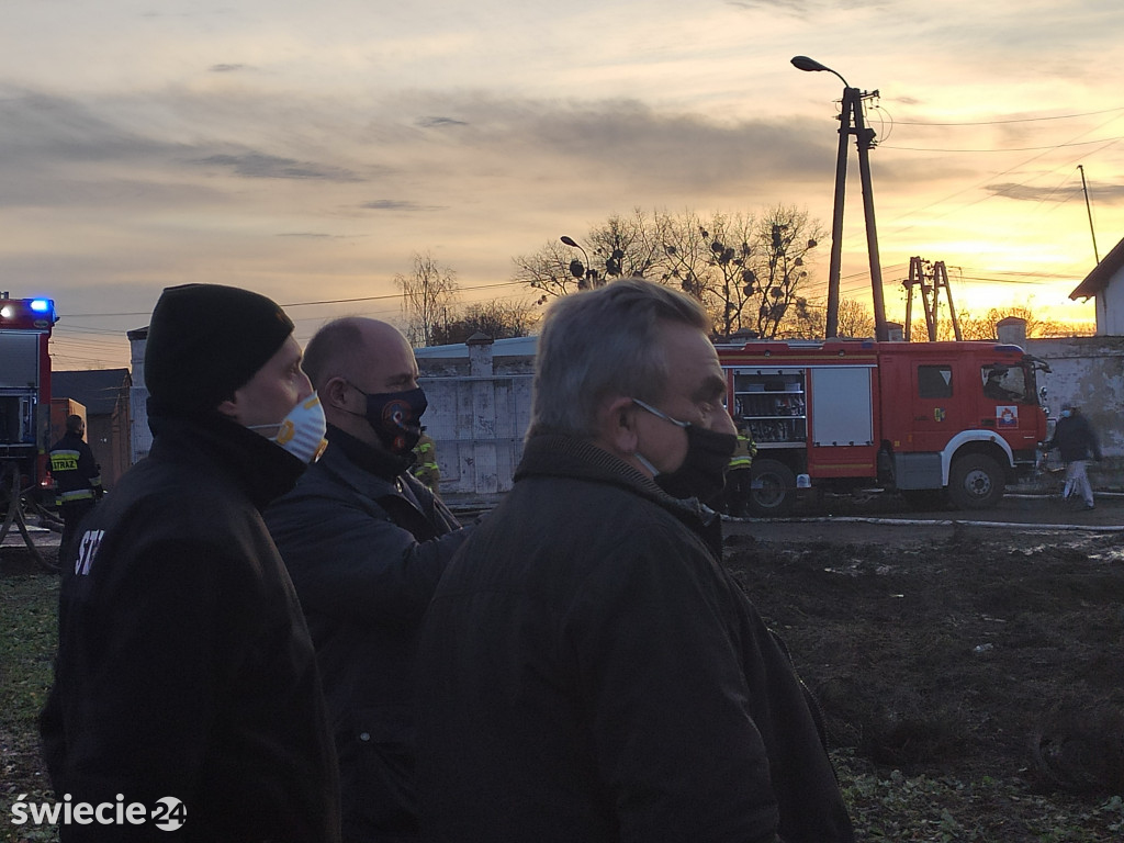 Dogasa pożar składowiska opon w Raciniewie