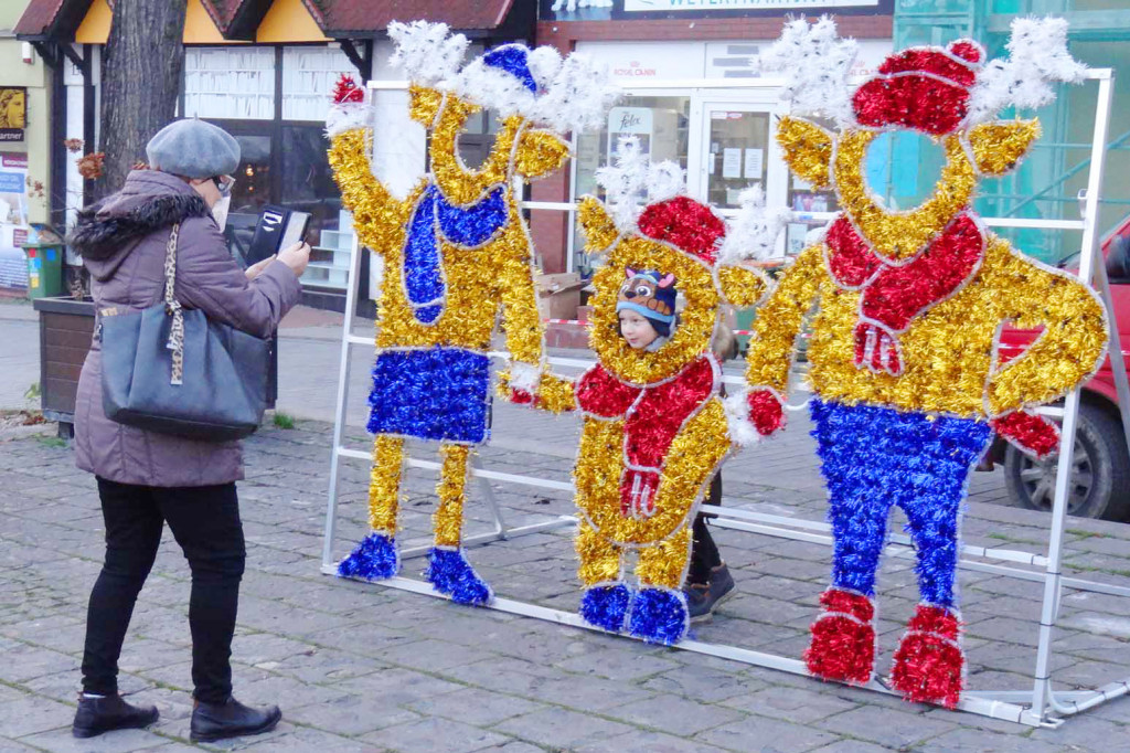 Nowe ozdoby świąteczne ustroją Świecie