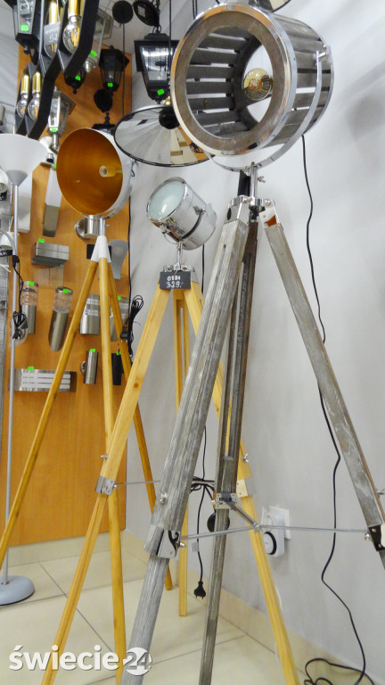 Nowoczesny design lamp w sklepie ART-LED