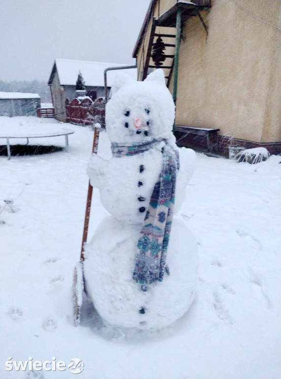 Jest śnieg to lepi się bałwany. Fotki Czytelników