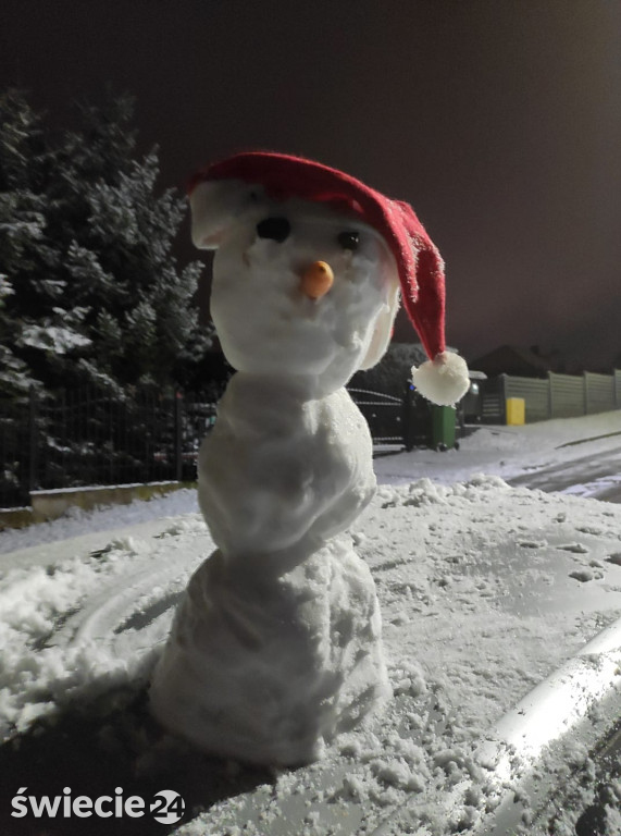Jest śnieg to lepi się bałwany. Fotki Czytelników