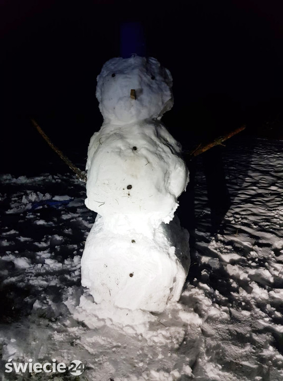 Jest śnieg to lepi się bałwany. Fotki Czytelników