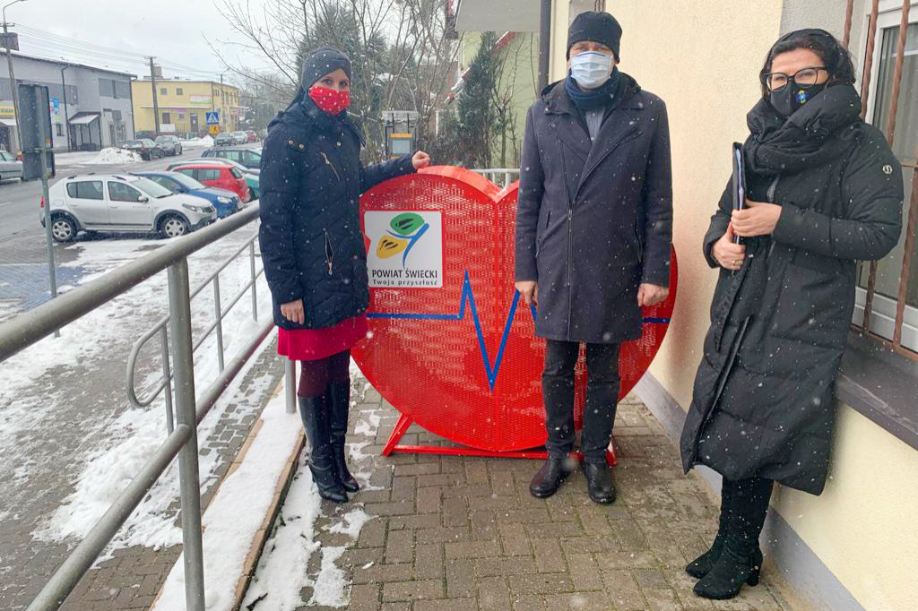 Serca na nakrętki są już w każdej gminie