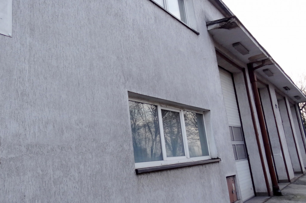 Opuszczone budynki po straży pożarnej czekają