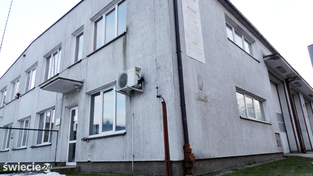 Opuszczone budynki po straży pożarnej czekają