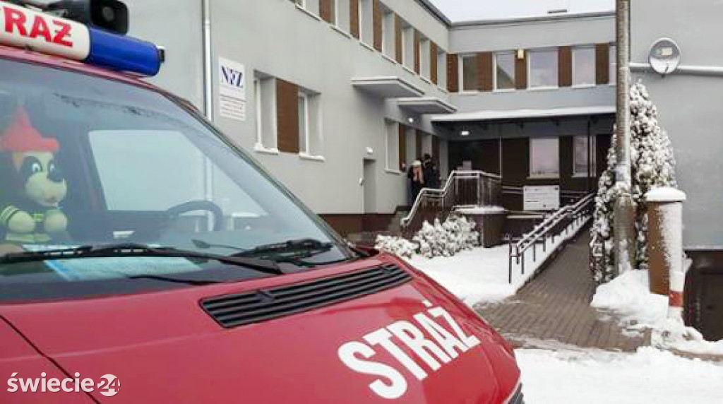Strażacy pomagają dotrzeć na szczepienia
