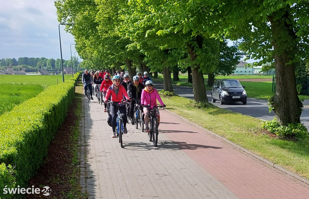Zobacz ZDJĘCIA  z rajdu rowerowego do Małego Dulska