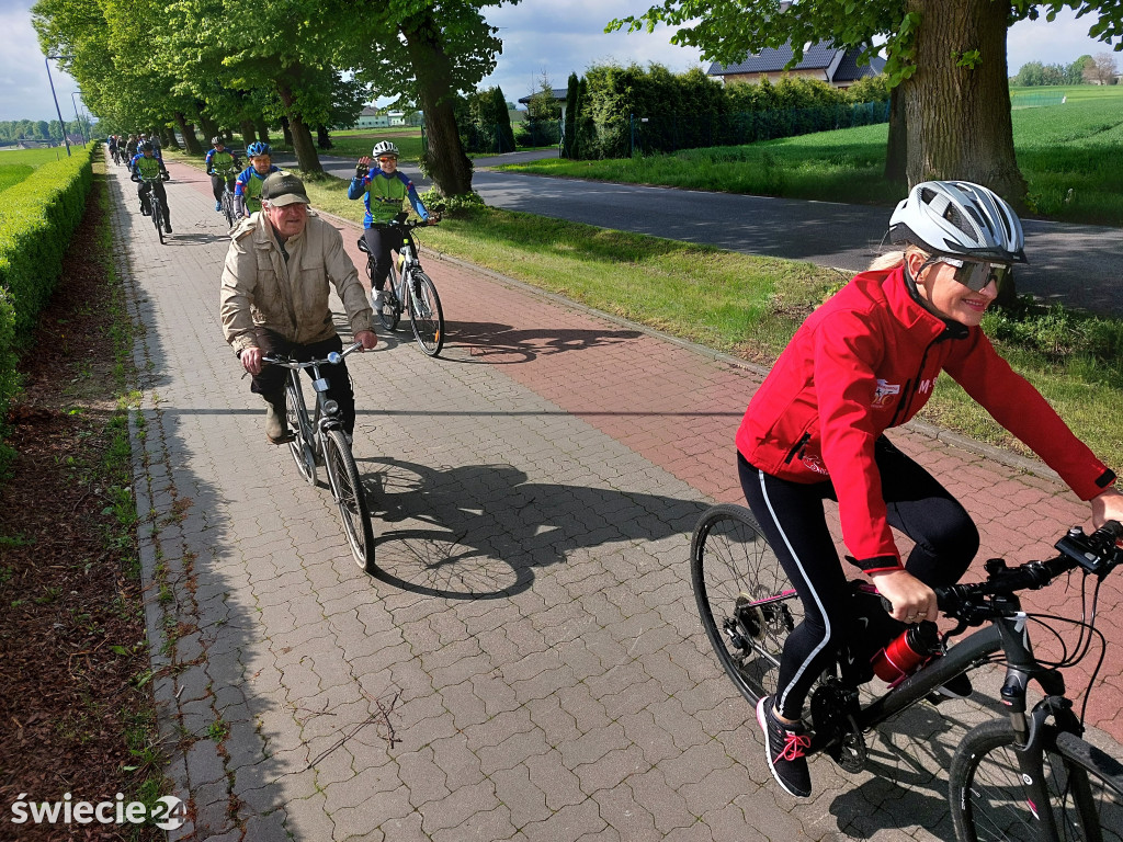 Zobacz ZDJĘCIA  z rajdu rowerowego do Małego Dulska