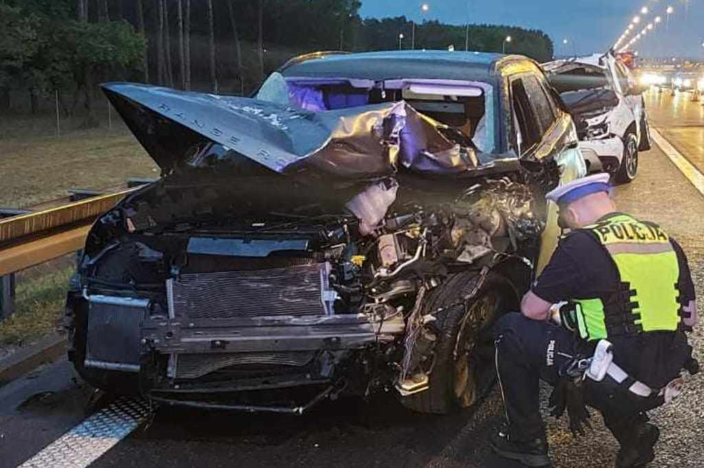 Wypadek na autostradzie. 6 osób trafiło do szpitala
