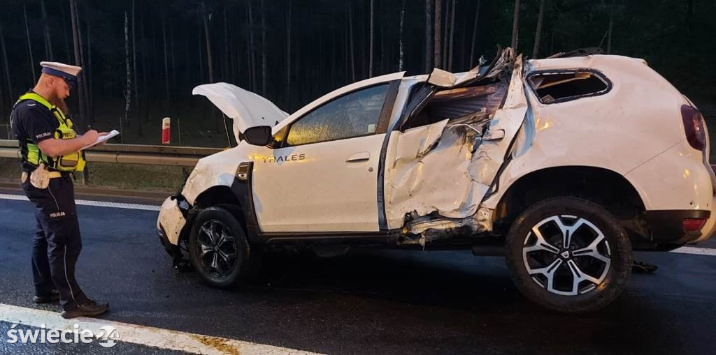 Wypadek na autostradzie. 6 osób trafiło do szpitala