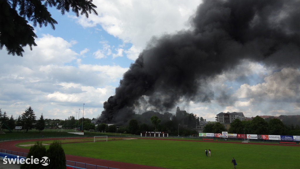 Pożar wytworni styropianu w Świeciu
