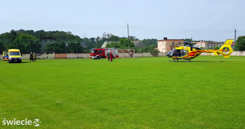 Golf uderzył w wywrotkę. Rannego zabrał śmigłowiec