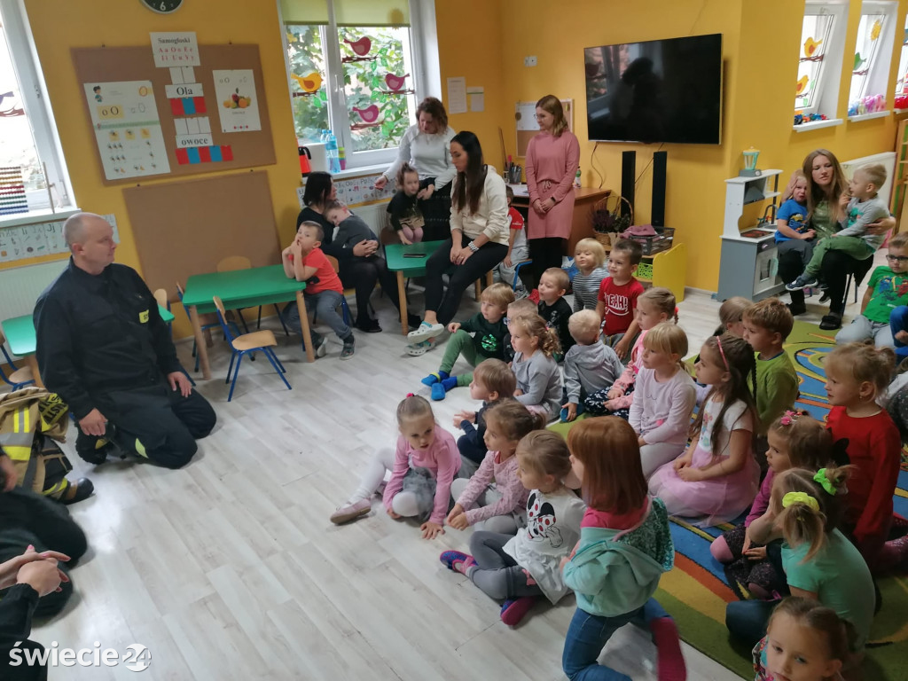 Wizyta strażaków w przedszkolu