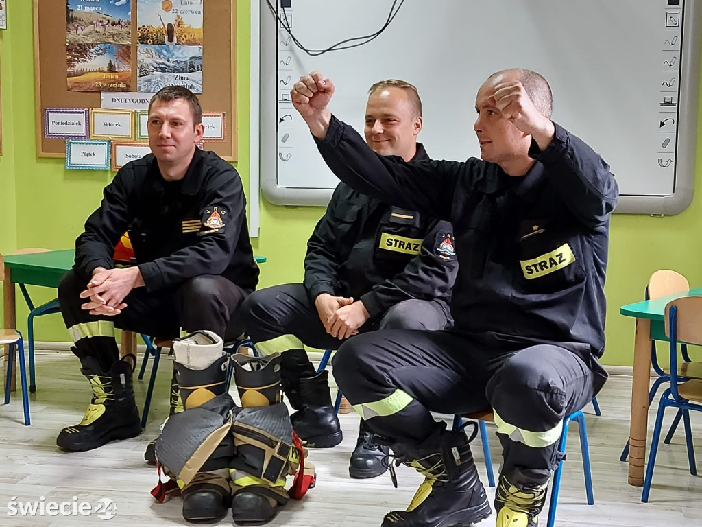 Wizyta strażaków w przedszkolu