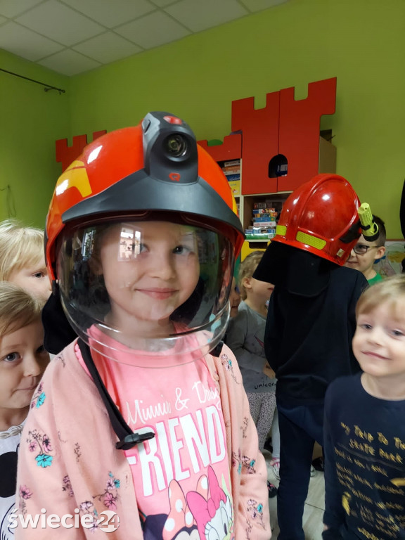 Wizyta strażaków w przedszkolu