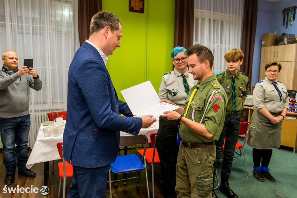 Harcerze przejęli opiekę nad mogiłami żołnierzy