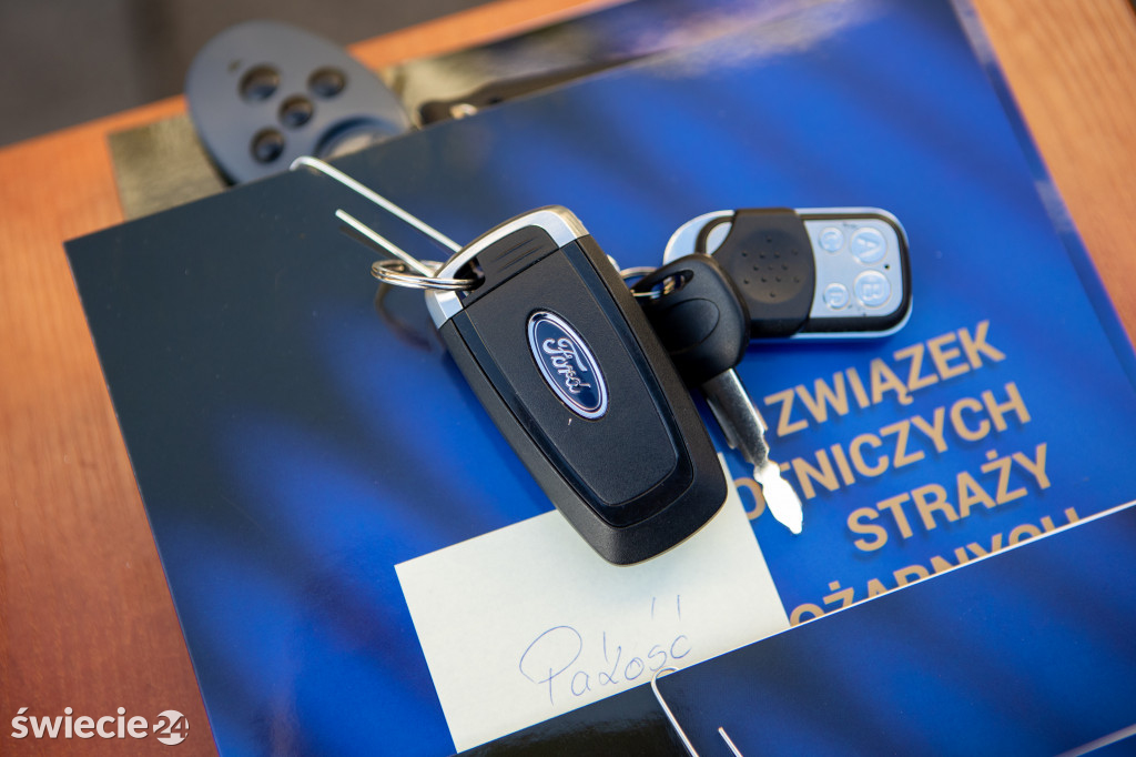 Nowe wozy dla strażaków ochotników