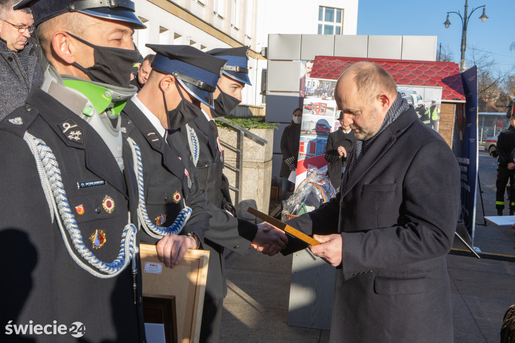 Nowe wozy dla strażaków ochotników