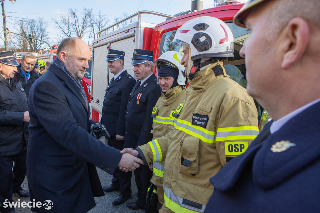 Nowe wozy dla strażaków ochotników