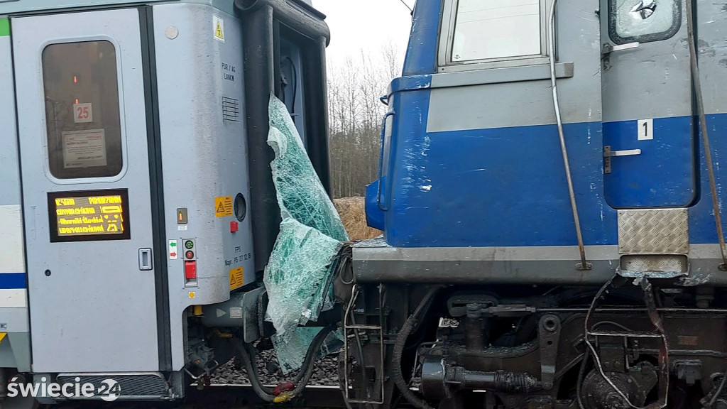 Wypadek w Warlubiu na przejeździe kolejowym