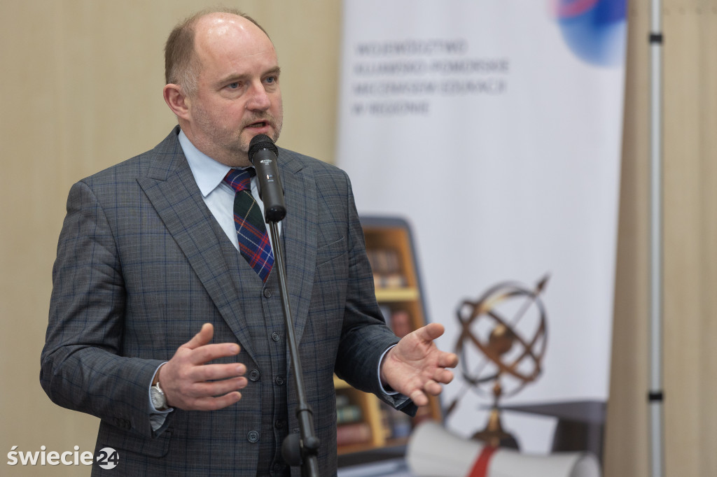 Stypendyści programu Prymusi Pomorza i Kujaw -  spotkanie z marszałkiem
