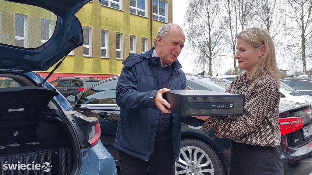 10 komputerów z PZU trafiło do SP Wiąg