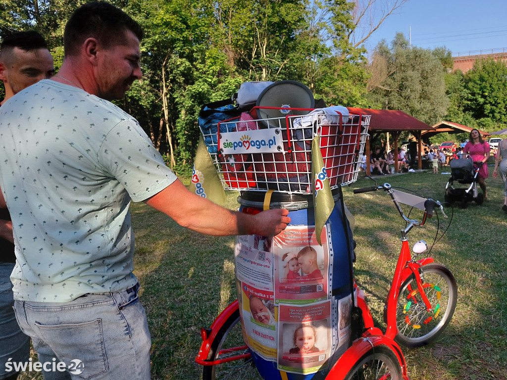 Rowerem po zdrowie - wiezie petycję do prezydenta