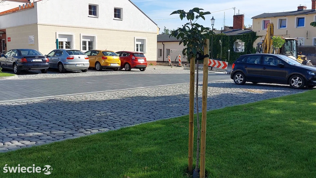 Prace przy Starym Szpitalu na ukończeniu