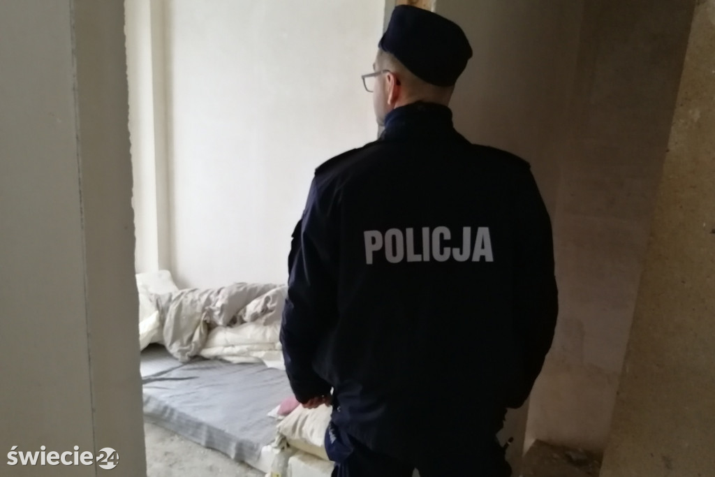 Wiesz, gdzie przebywają bezdomni? Zgłoś na 112
