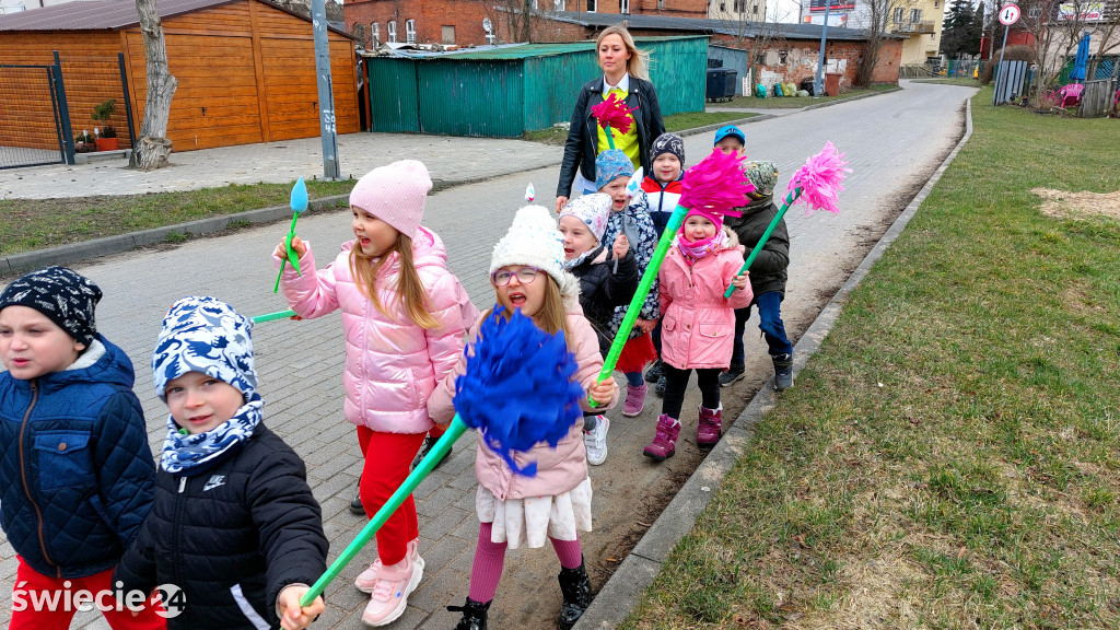 Przedszkolaki z Przechowa przeganiały zimę