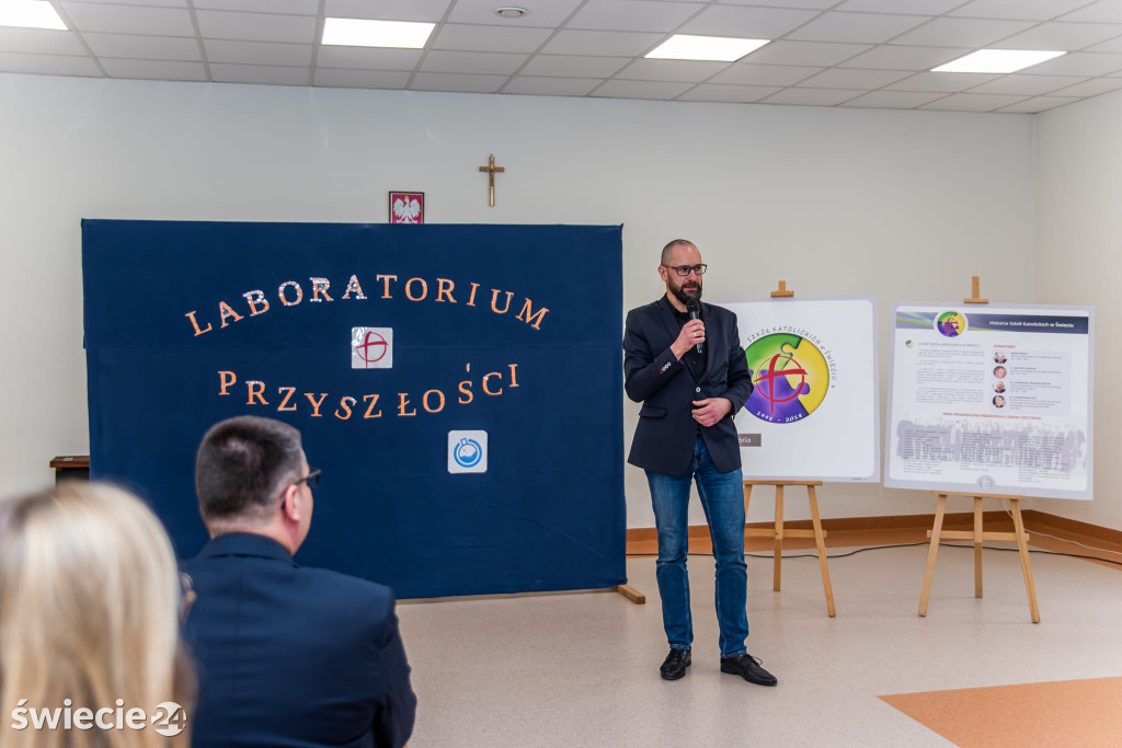 Otwarcie pracowni technicznej w Katoliku