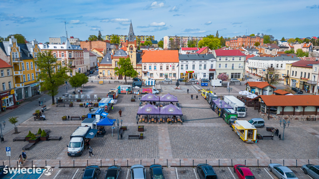 Food Trucki na Dużym Rynku