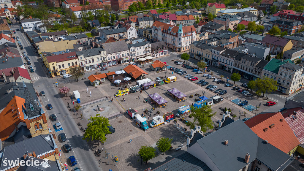 Food Trucki na Dużym Rynku