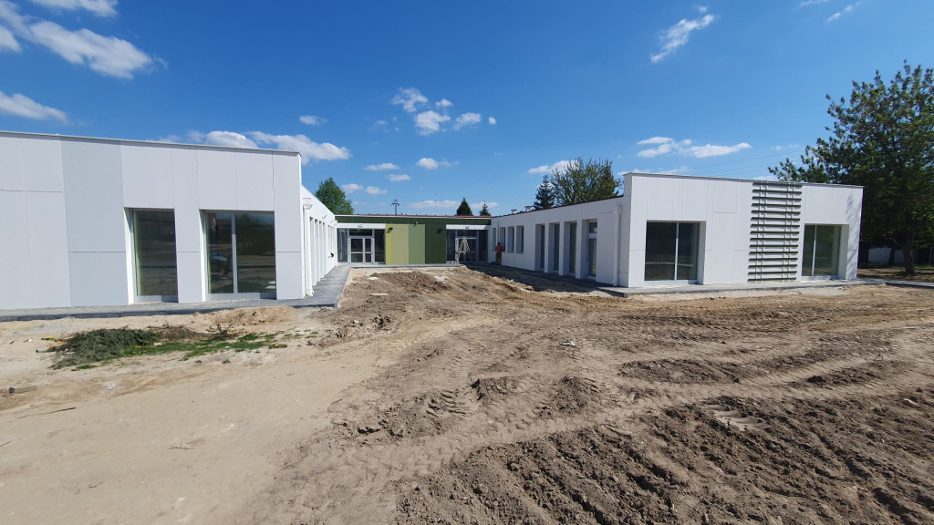 Przebudowa budynku gimnazjum w Laskowicach