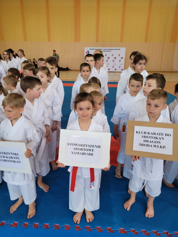 Medale karateków Yamabushi na Besuto Cup