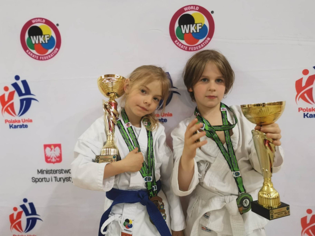 Medale karateków Yamabushi na Besuto Cup