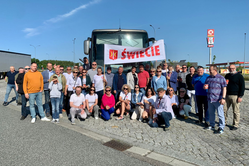 Mieszkańcy Świecia na marszu w Warszawie