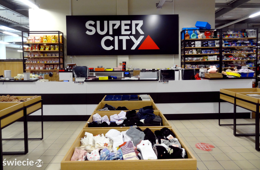 Super City szykuje się do wielkiego otwarcia