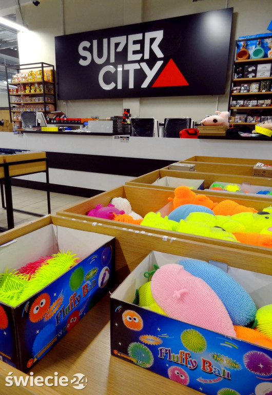 Super City szykuje się do wielkiego otwarcia