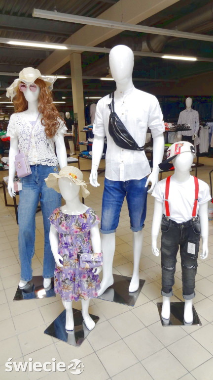 Market Super City na dzień przed otwarciem