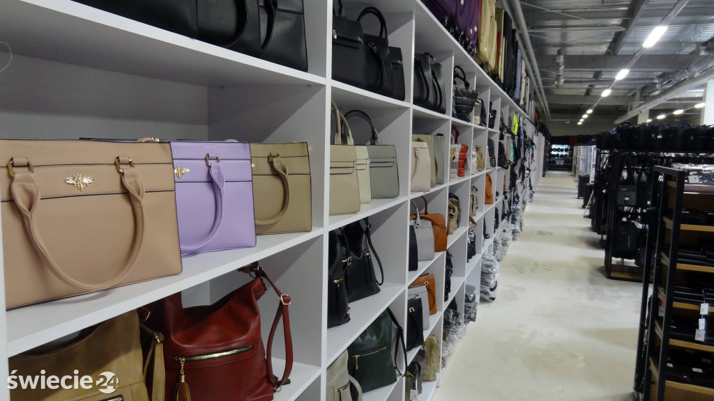 Market Super City na dzień przed otwarciem