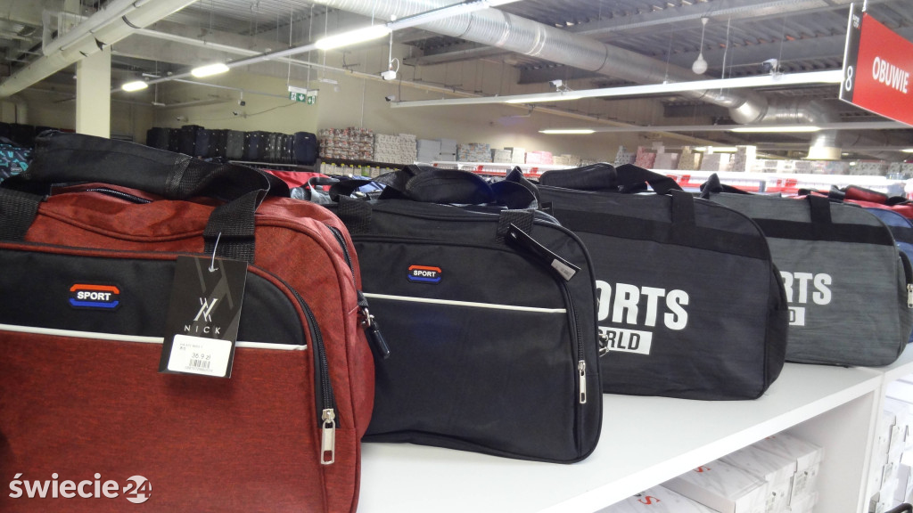 Market Super City na dzień przed otwarciem