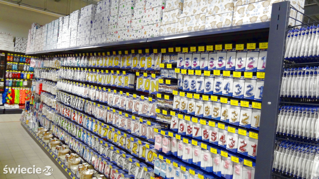Market Super City na dzień przed otwarciem