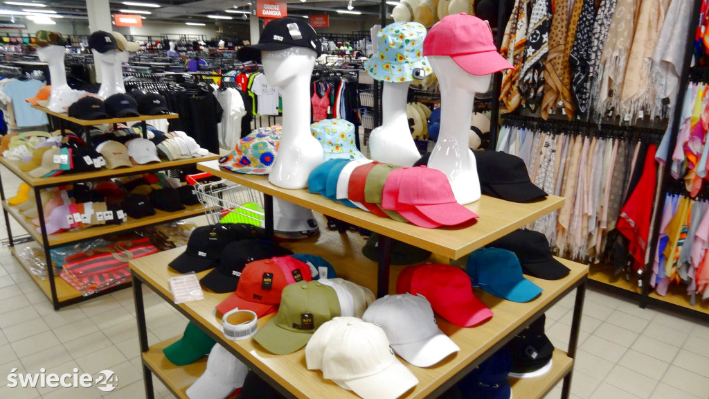 Market Super City na dzień przed otwarciem
