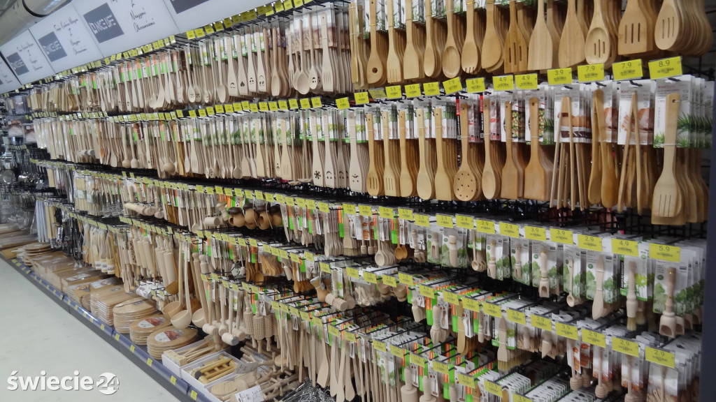 Market Super City na dzień przed otwarciem