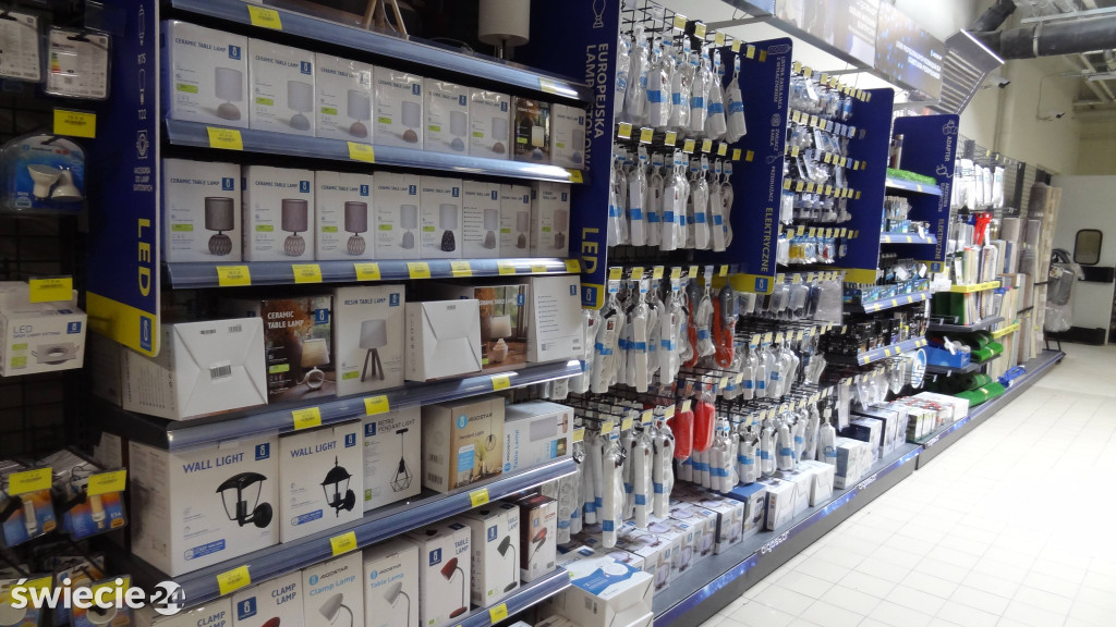 Market Super City na dzień przed otwarciem