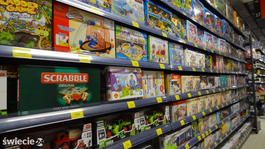 Market Super City na dzień przed otwarciem