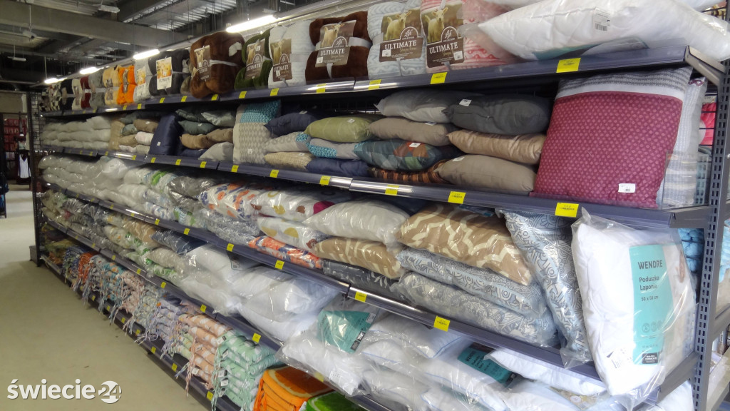 Market Super City na dzień przed otwarciem