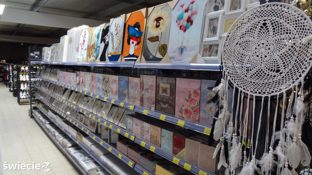 Market Super City na dzień przed otwarciem